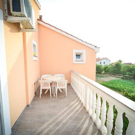 Apartments Valentina Petrcane Ngoại thất bức ảnh