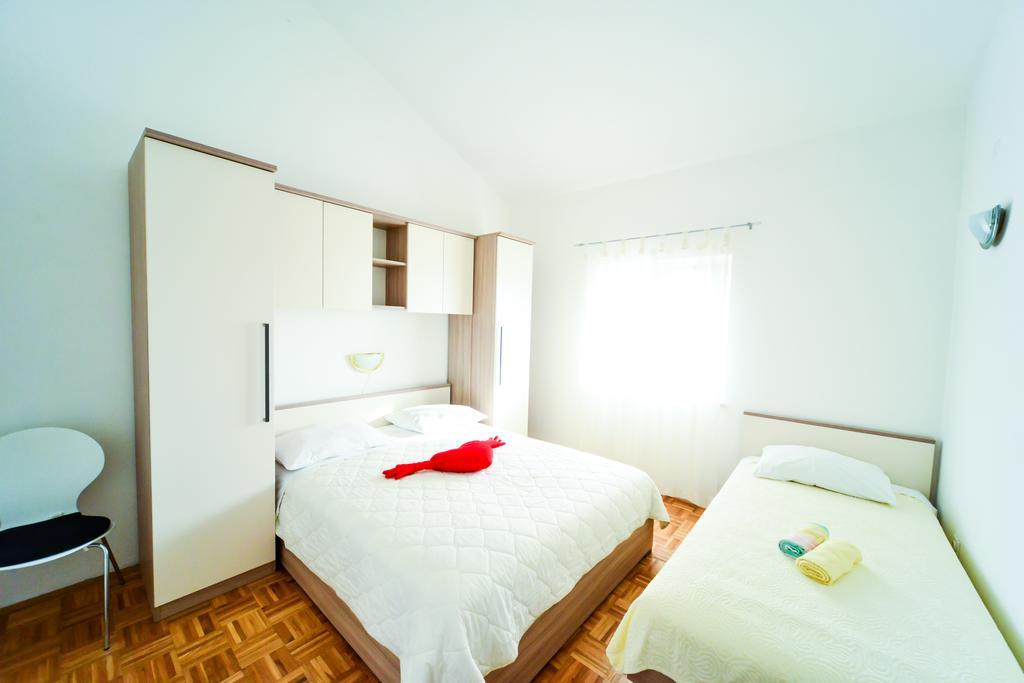 Apartments Valentina Petrcane Ngoại thất bức ảnh