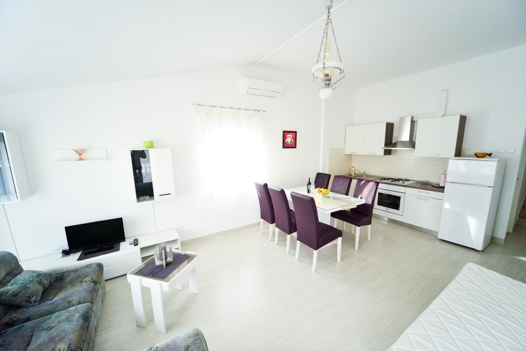 Apartments Valentina Petrcane Ngoại thất bức ảnh