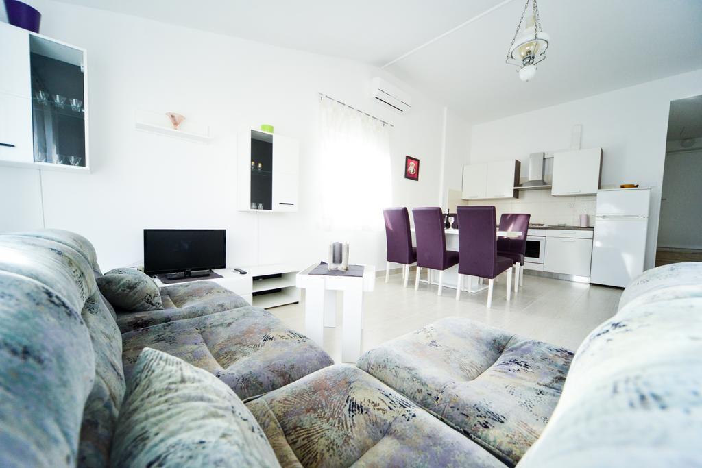 Apartments Valentina Petrcane Ngoại thất bức ảnh