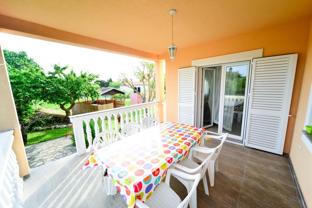 Apartments Valentina Petrcane Ngoại thất bức ảnh