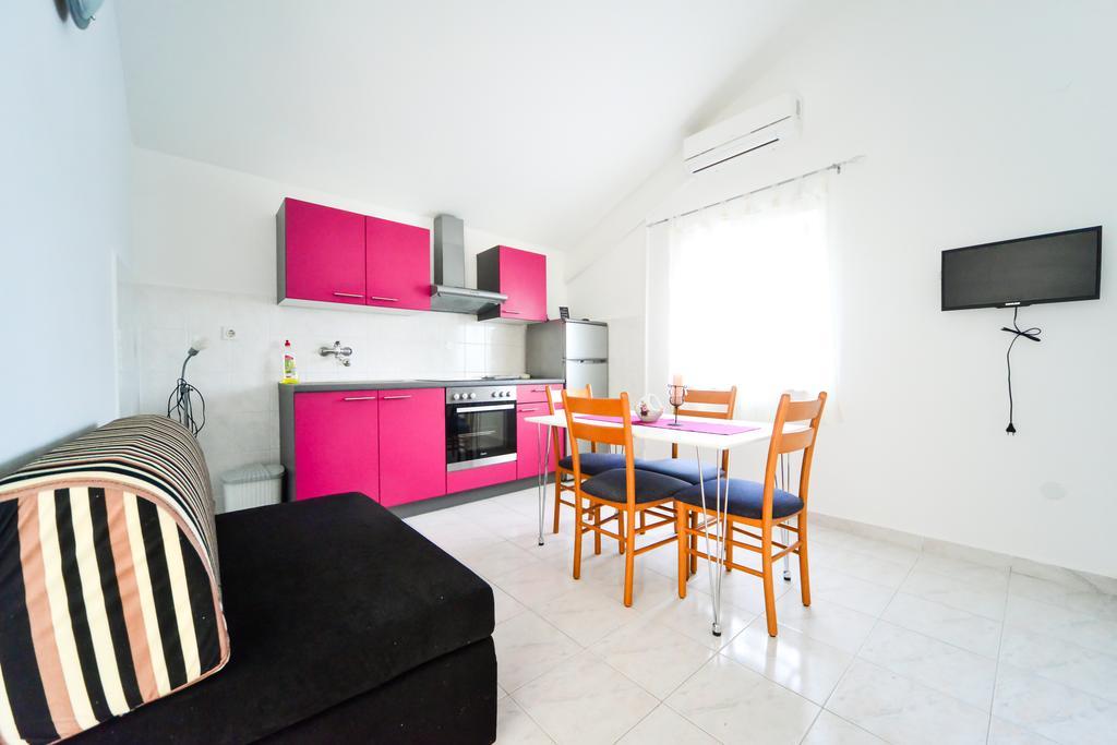 Apartments Valentina Petrcane Ngoại thất bức ảnh